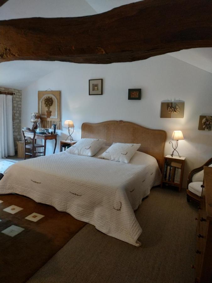Le Clos des Fayes Berthegon Exterior foto
